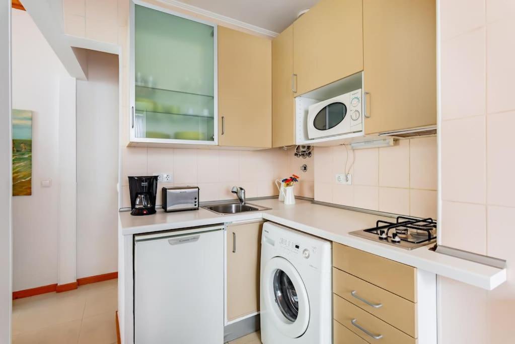 Chiado 1br Flat - Lisbon's Downtown Apartamento Lisboa